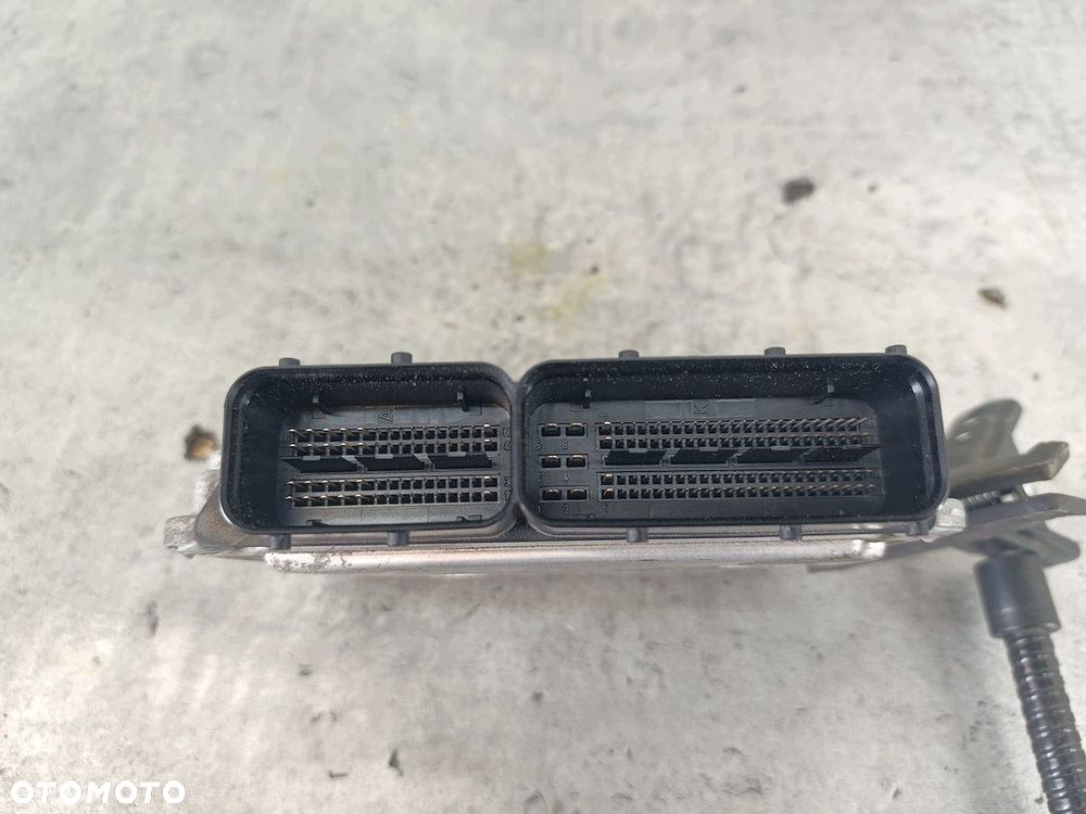 KOMPUTER, STEROWNIK VW PASSAT B6 03G906021MR 0281013311  BOSCH 2.0 TDI - 2