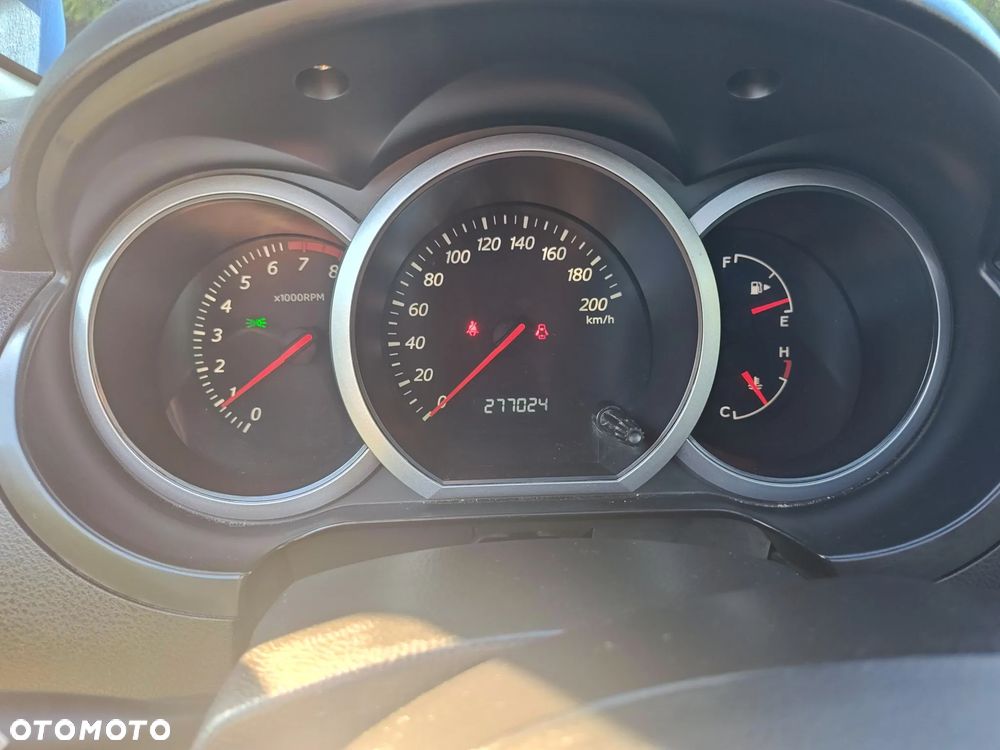 Suzuki Grand Vitara 2.0 De Luxe - 15