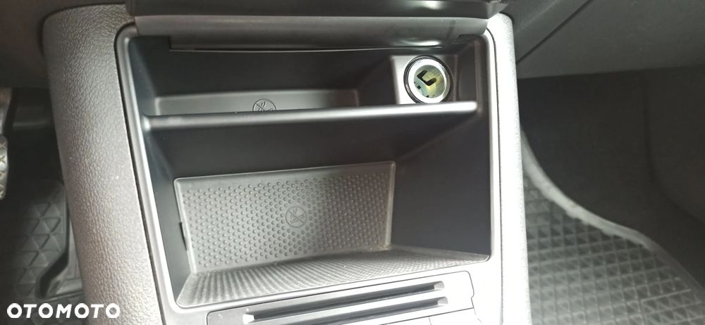 Volkswagen Tiguan 2.0 TDI DPF 4Motion DSG Sport & Style - 27