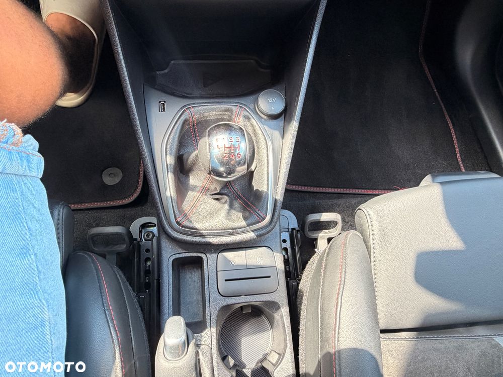 Ford Fiesta 1.5 EcoBoost ST X ASS - 25