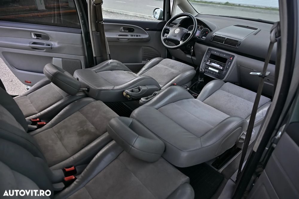 Volkswagen Sharan 1.9TDI Trendline - 10