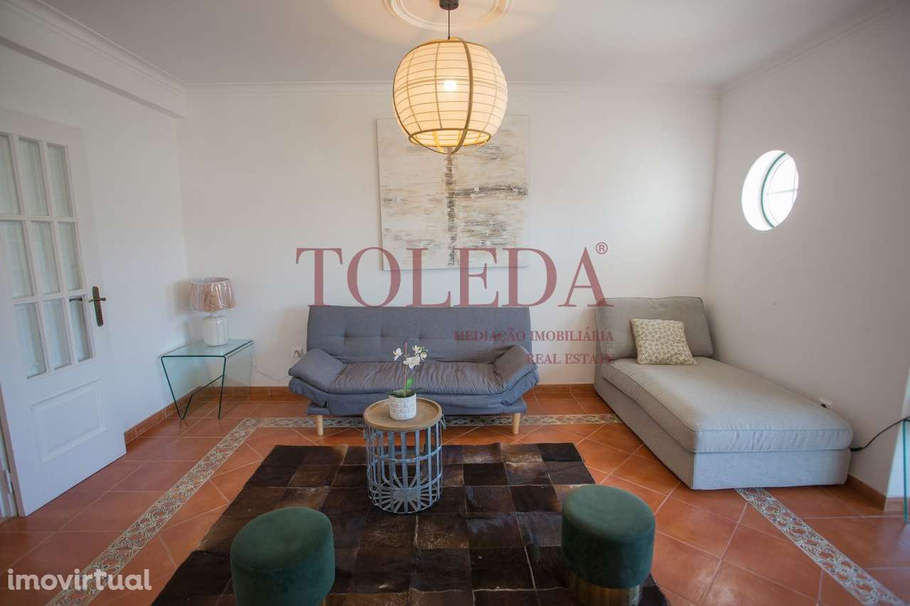 Moradia T6 com logradouro e garagem - Grande imagem: 5/58