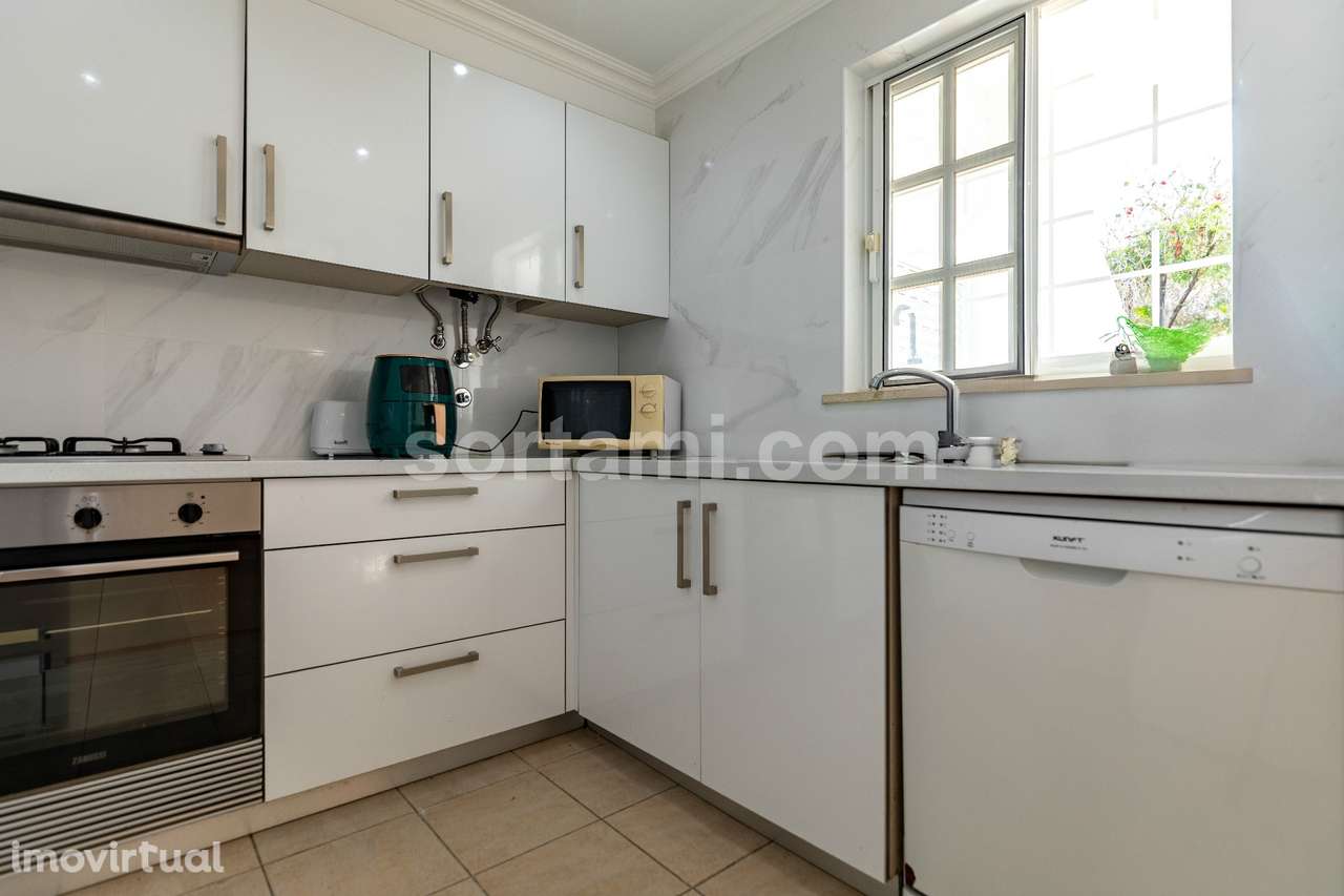 Moradia Geminada T2 Venda em Quarteira,Loulé - Grande imagem: 3/29