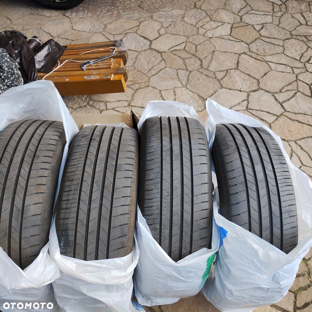 Letnie opony 20" 235/50R20 XL Bridgestone Alenza - 1