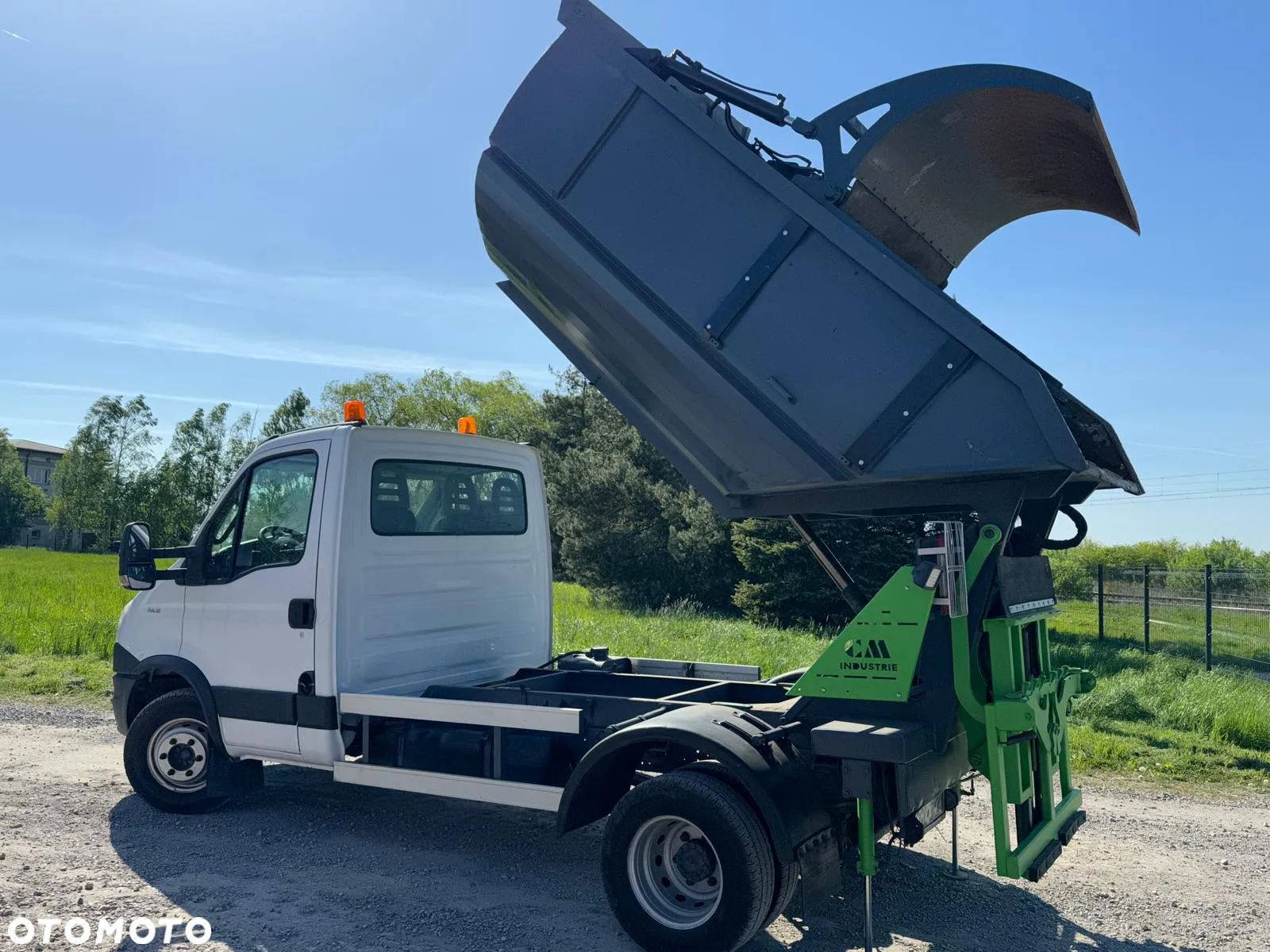 Iveco Dayli 70C15 Speclany Smieciarka Miejska Prasa  wywrotka - 6
