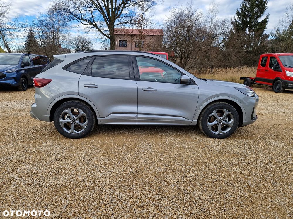 Ford Kuga 1.5 EcoBoost FWD ST-Line - 7