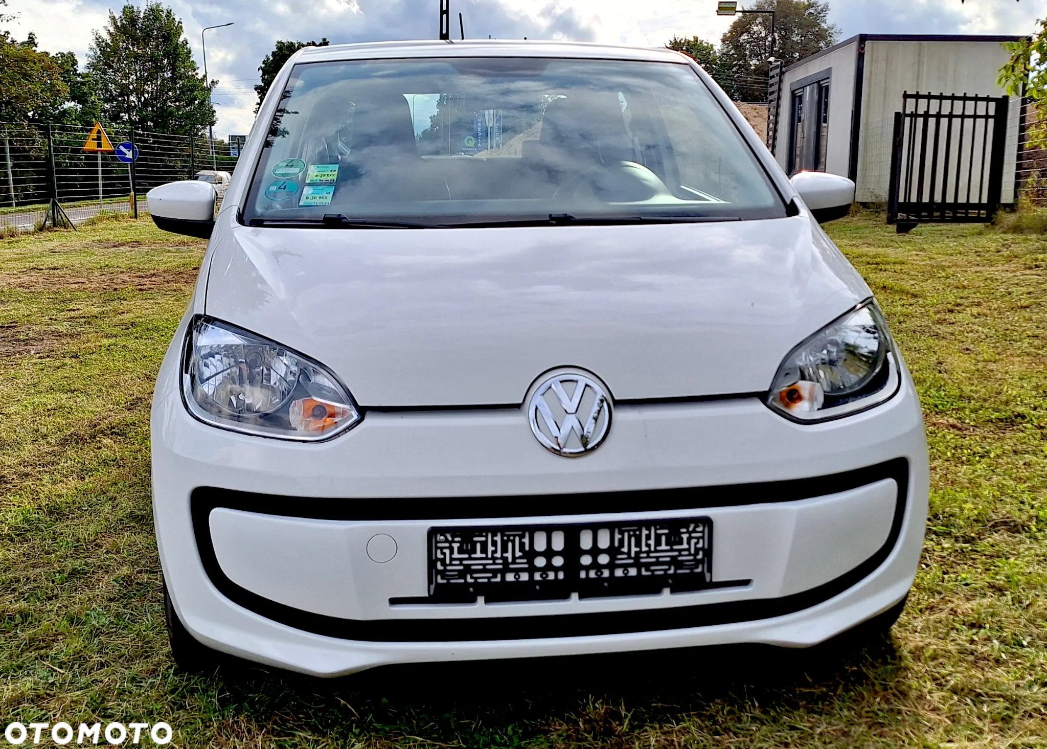 Volkswagen up! (BlueMotion Technology) move - 10