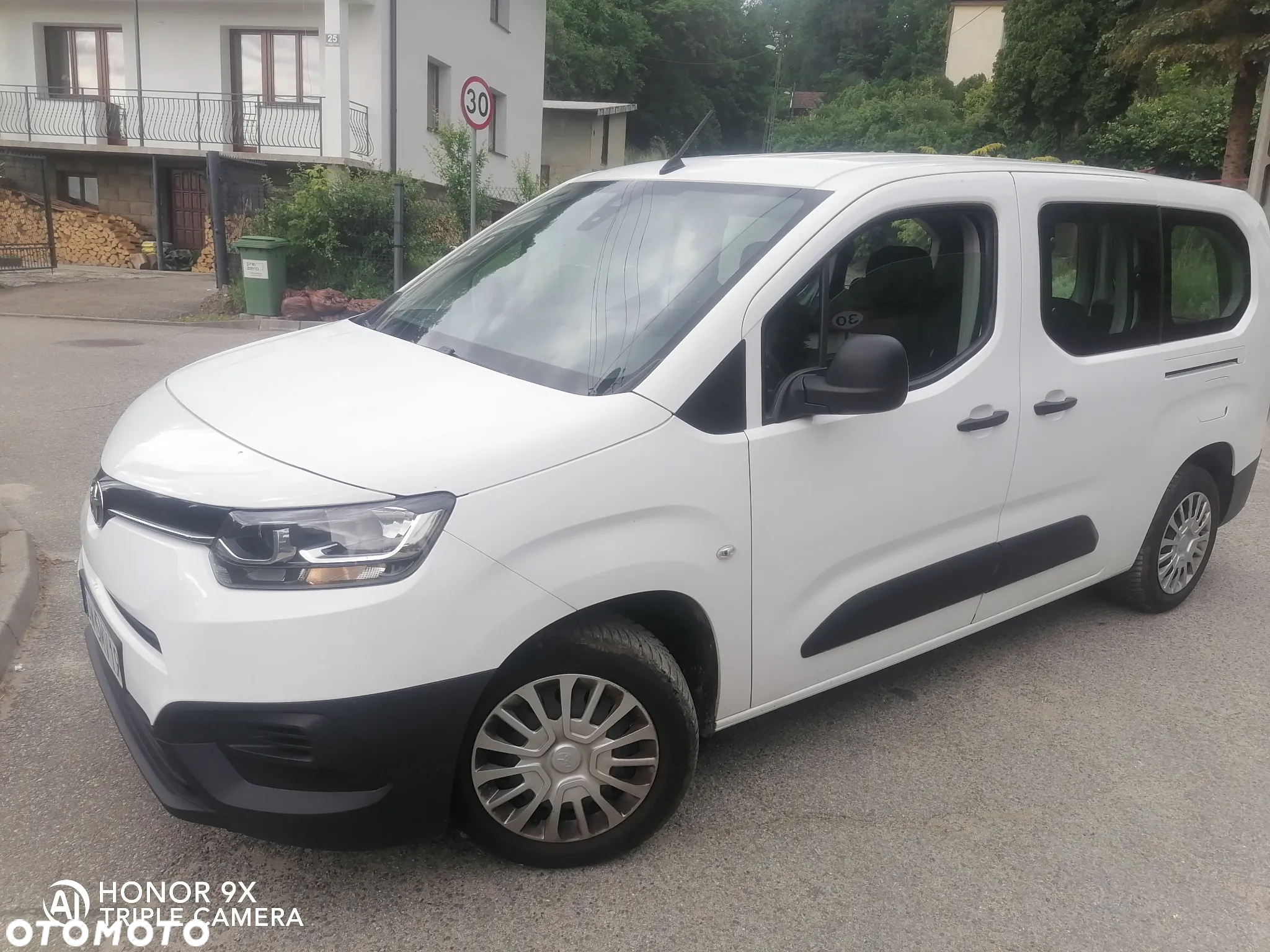 Toyota Proace City Verso Long 1.5 D-4D Family - 2