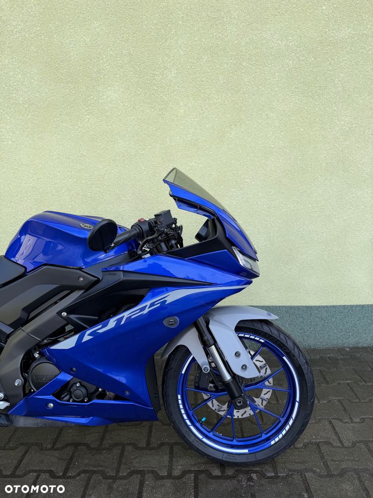 Yamaha YZF - 6