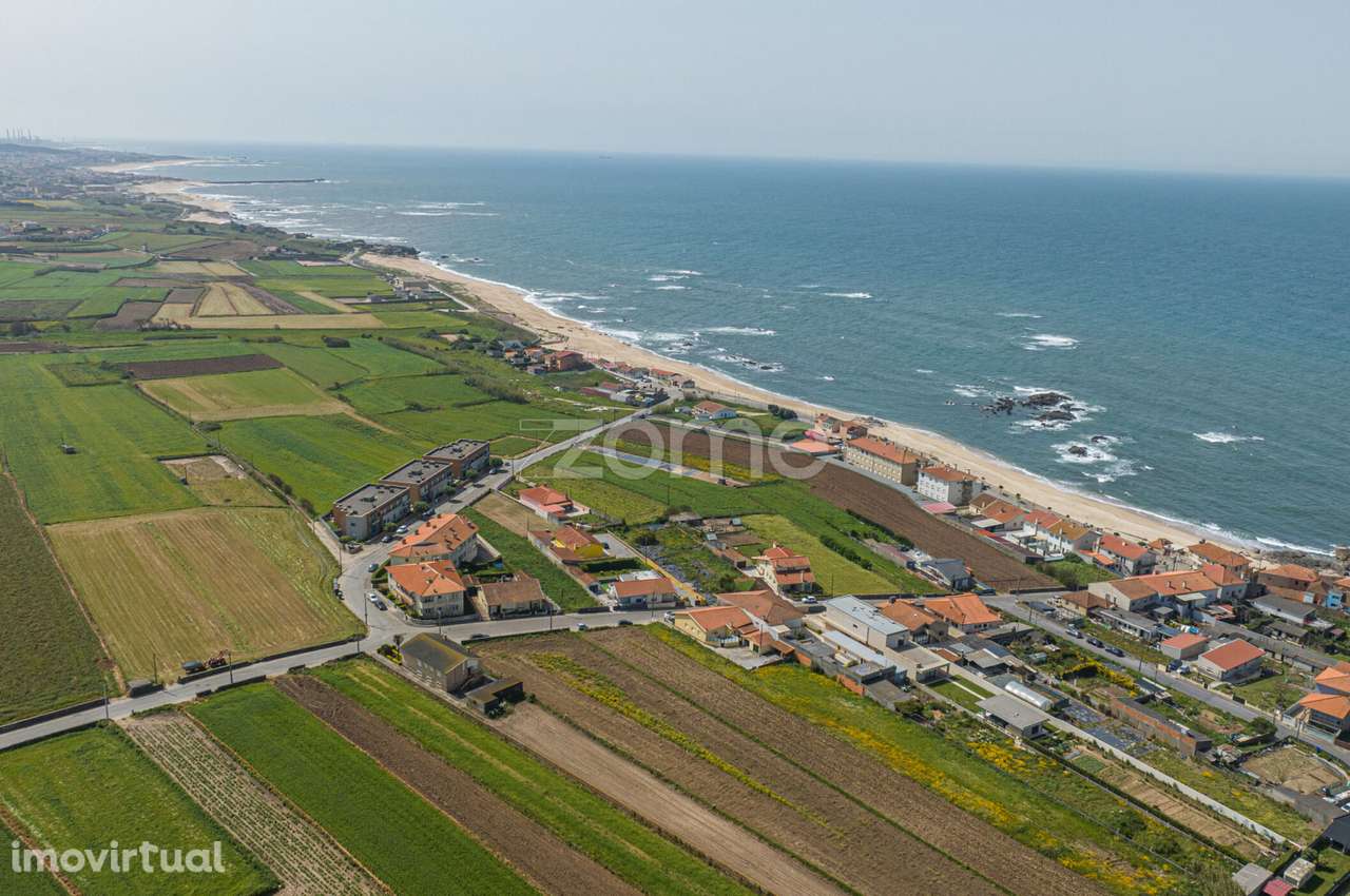 Lote para construção junto à praia, vista parcial de mar, Vila Chã ... - Grande imagem: 5/31