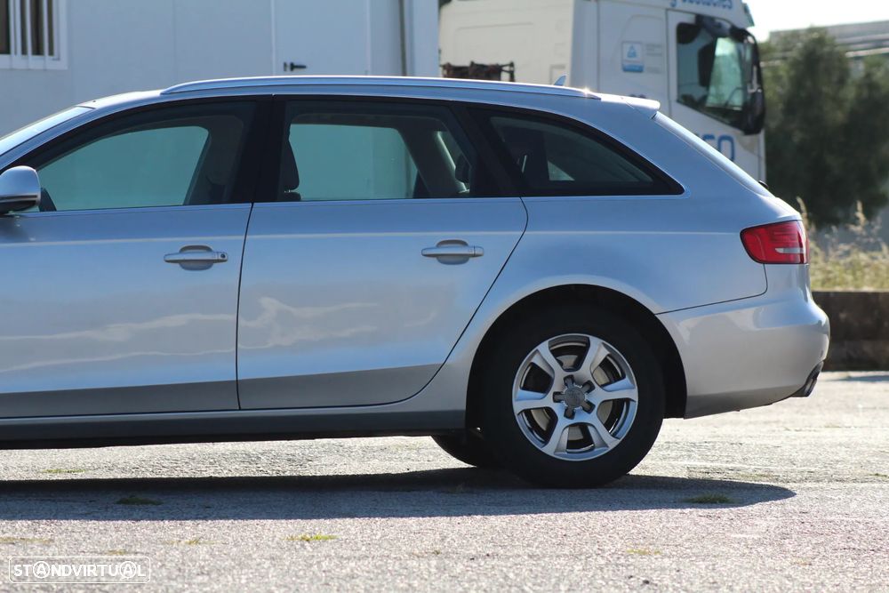 Audi A4 Avant 2.0 TDI exclusive - 16