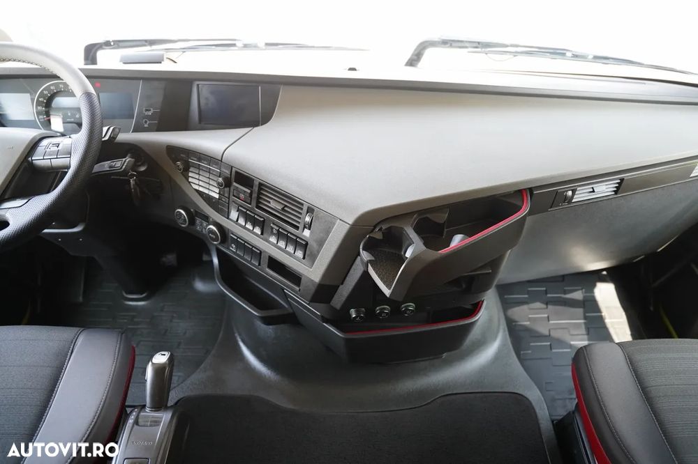 Volvo FH 500 / SISTEM HIDRAULIC / I-PARK COOL / JANTE DIN ALIAJ / ANVELOPE 100% / I-SHIFT / - 31