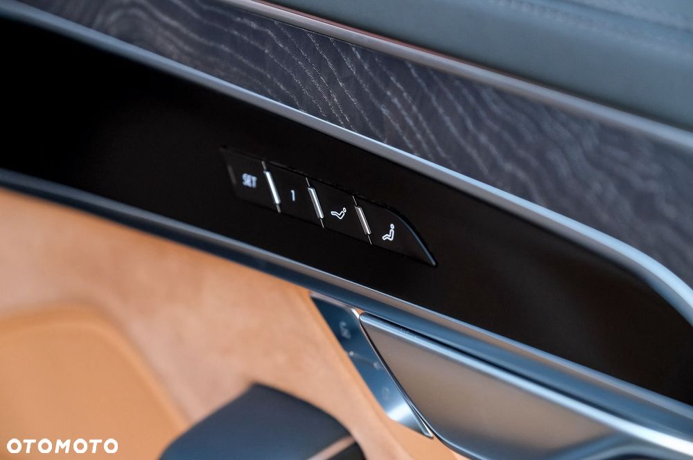 Audi A8 3.0 TDI L Quattro - 22