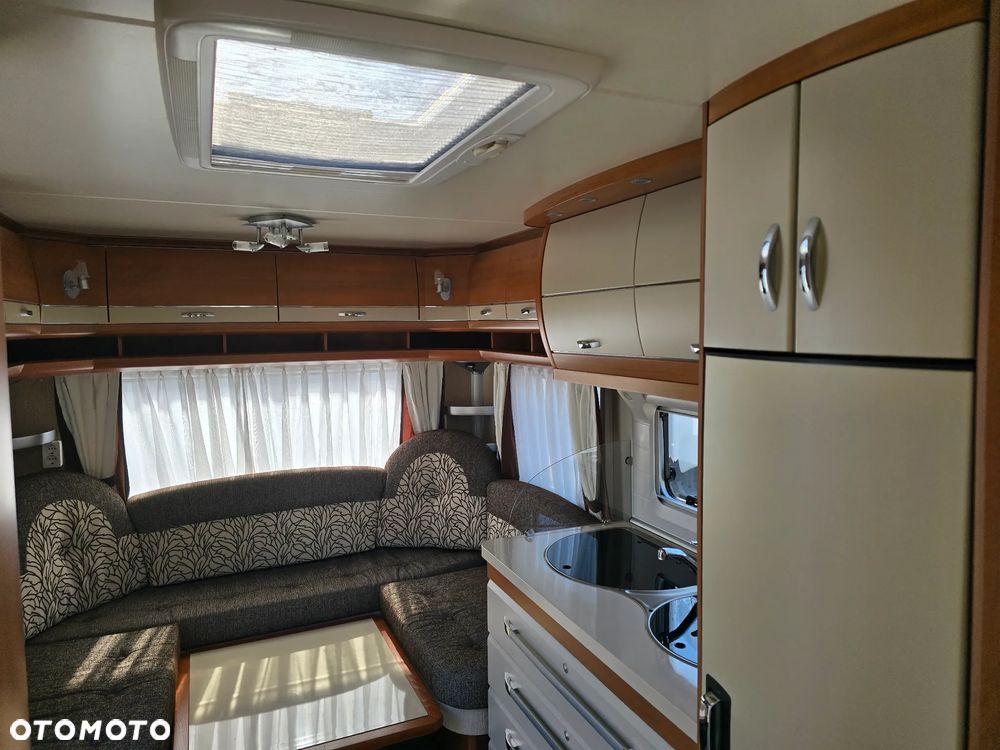 Hobby 495 UFE 460 KLIMA MOVER NAMIOT DUŻA LODÓWKA - 11