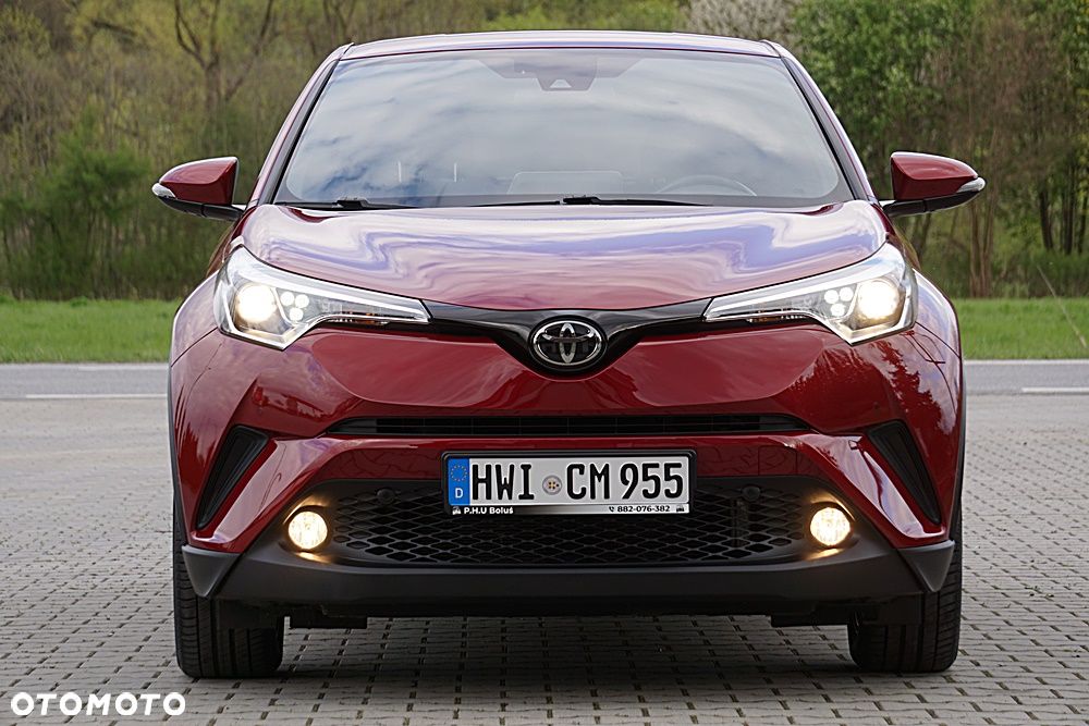 Toyota C-HR 1.2 Turbo Team Deutschland - 11
