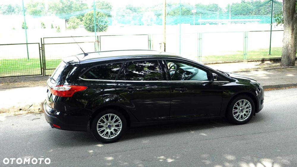 Ford Focus - 36
