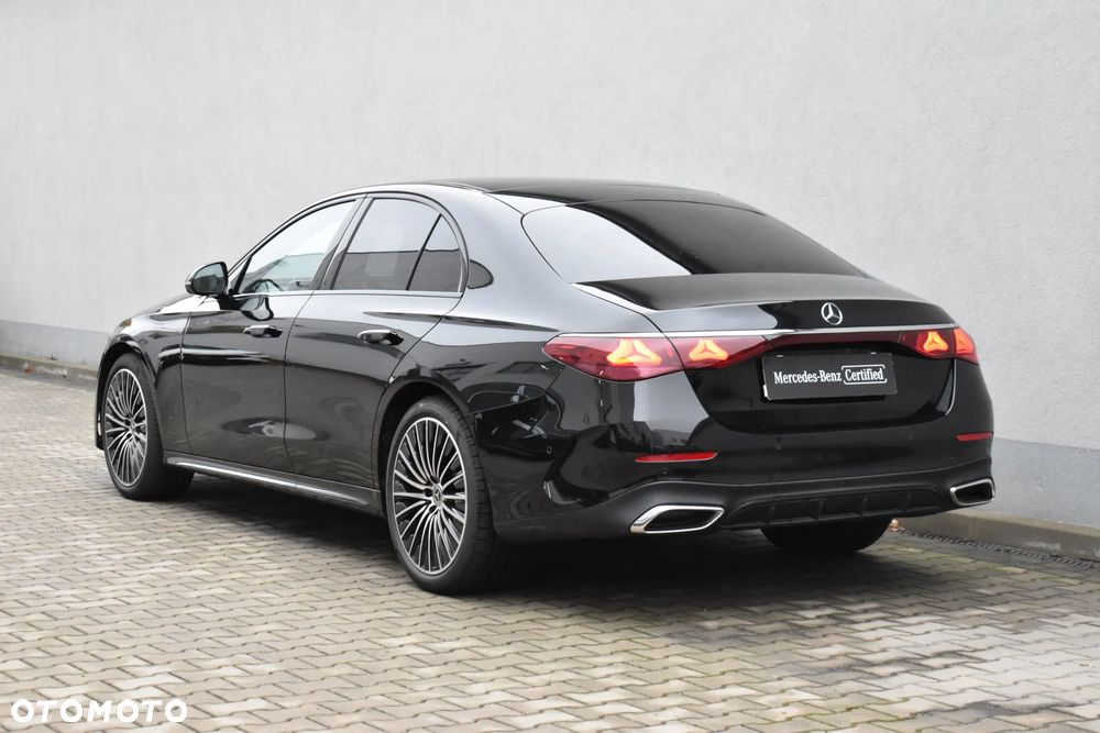 Mercedes-Benz E-Class 2026 photo 4