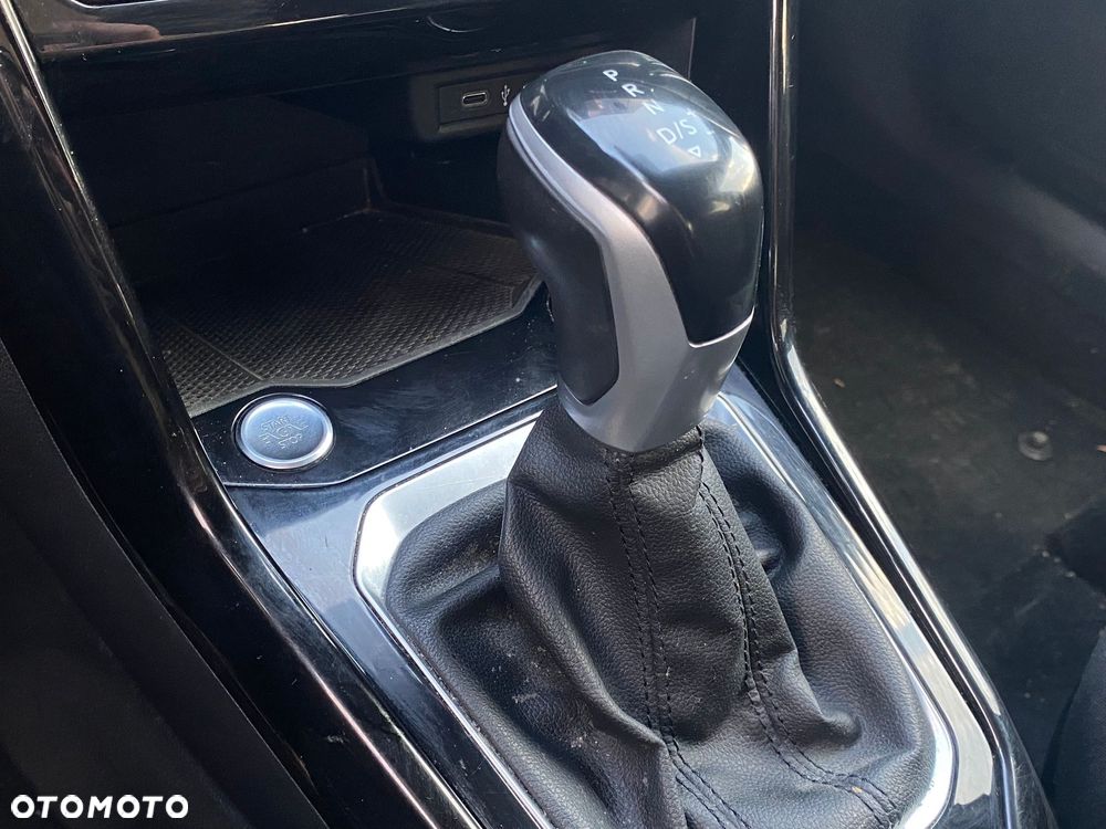 Volkswagen T-Roc 1.5 TSI Style DSG - 24