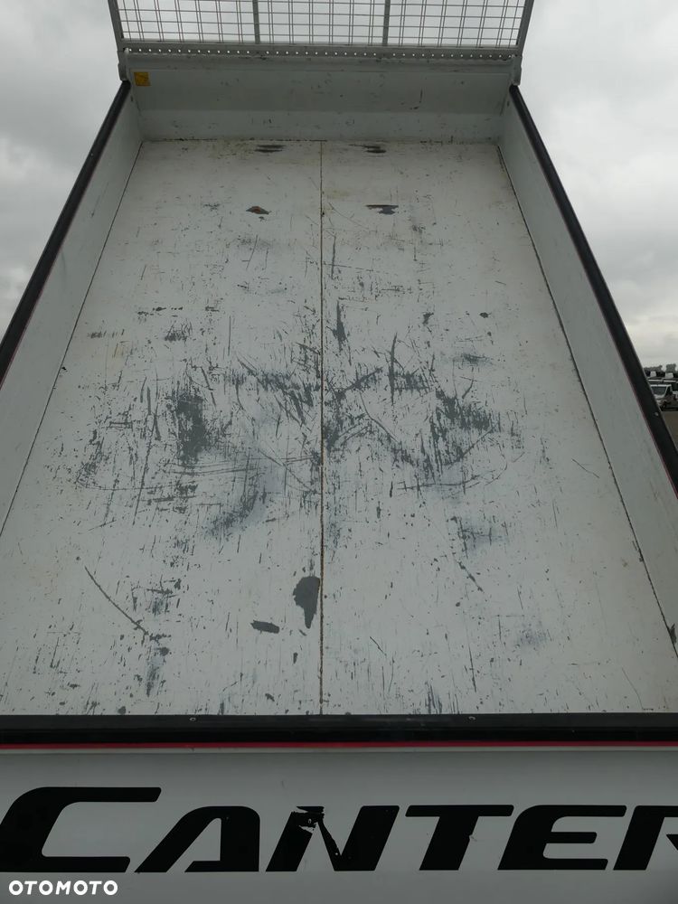 Mitsubishi FUSO CANTER 3C13 / WYWROTKA / SPROWADZONE / 3-OSOBOWE / - 14