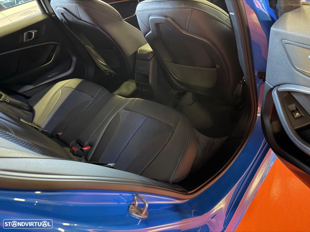BMW 116 d Pack Desportivo M - 3
