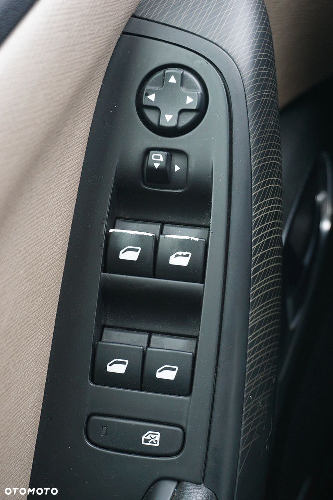 Citroën C4 Picasso 1.6 THP Intensive - 34