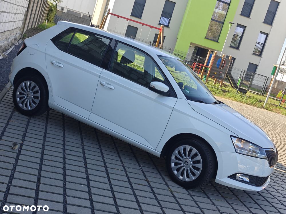 Skoda Fabia - 10