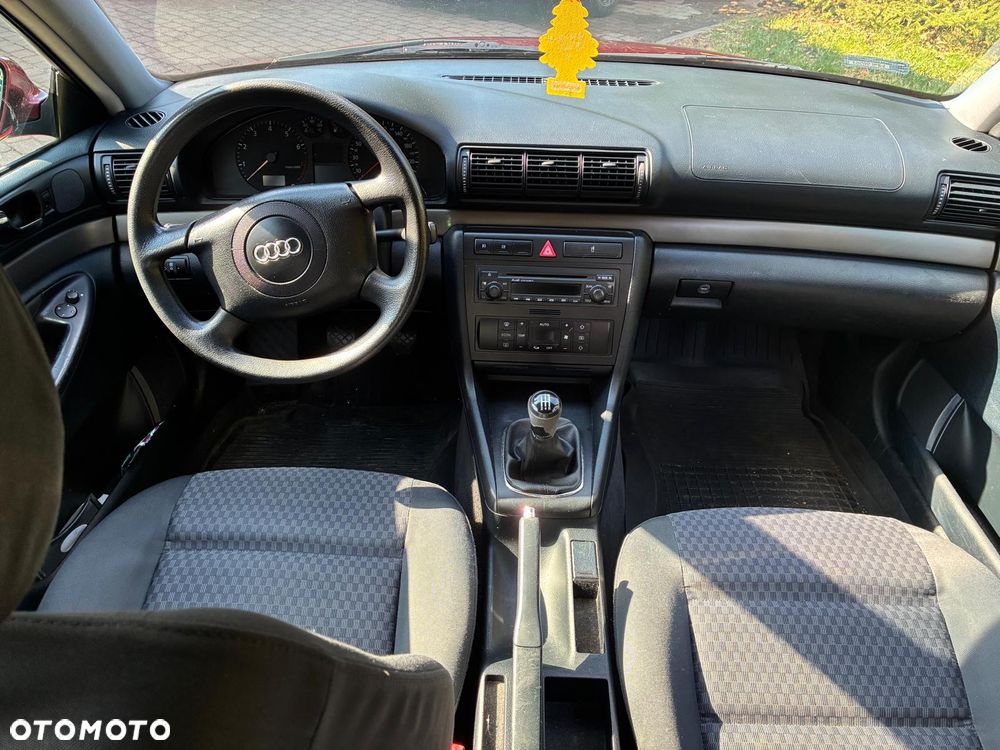 Audi A4 Limousine 1.6 - 31