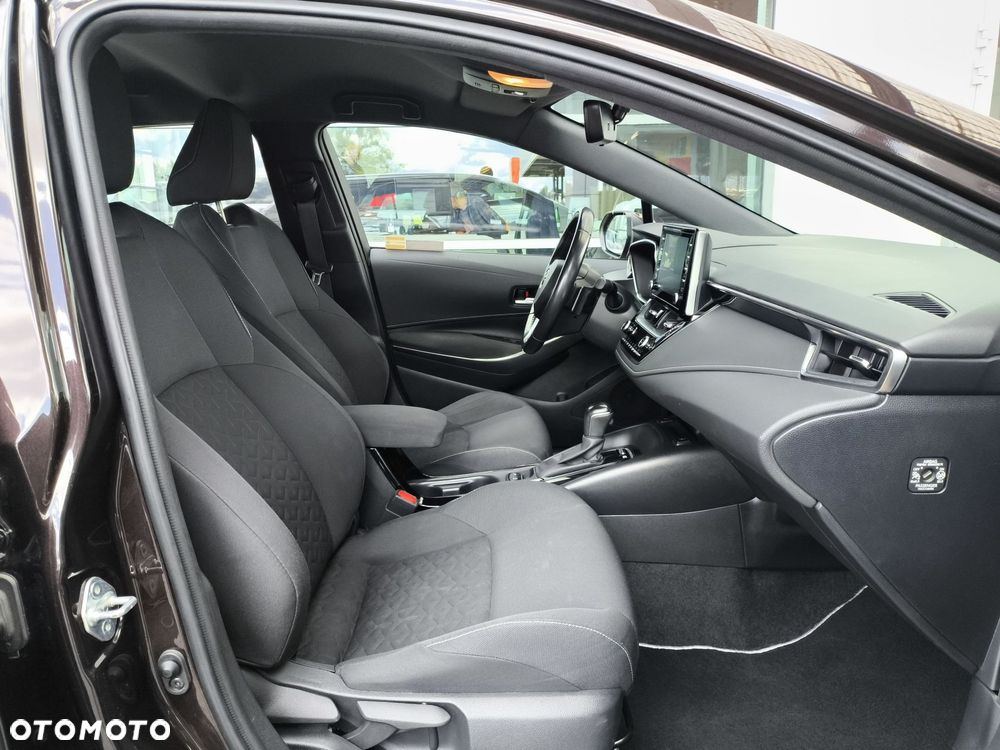 Toyota Corolla 2.0 Hybrid Comfort - 22