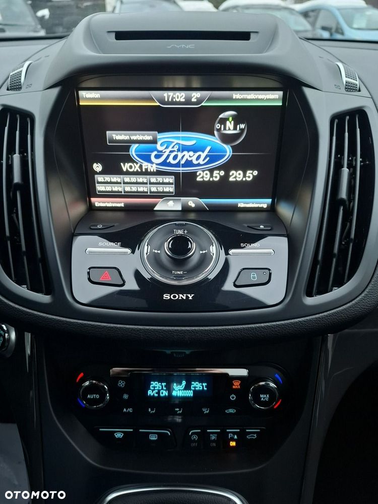 Ford Kuga 1.5 EcoBoost 2x4 Business Edition - 18