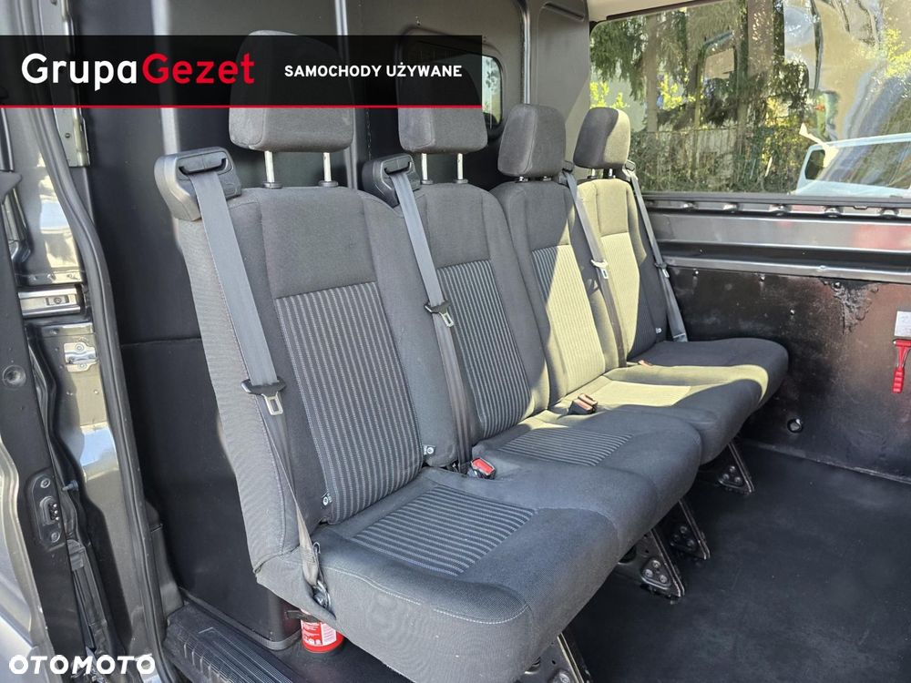 Ford Transit - 31