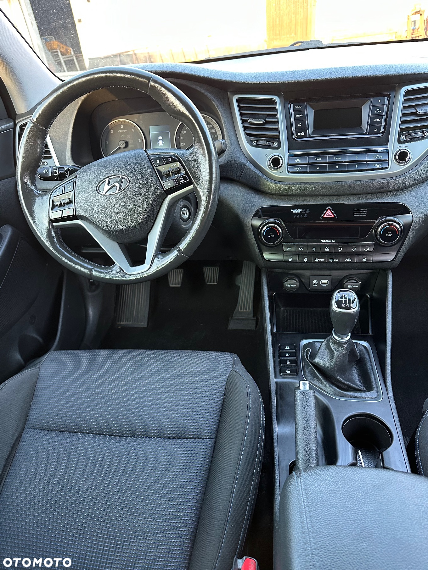 Hyundai Tucson 1.7 CRDI BlueDrive Comfort 2WD - 4