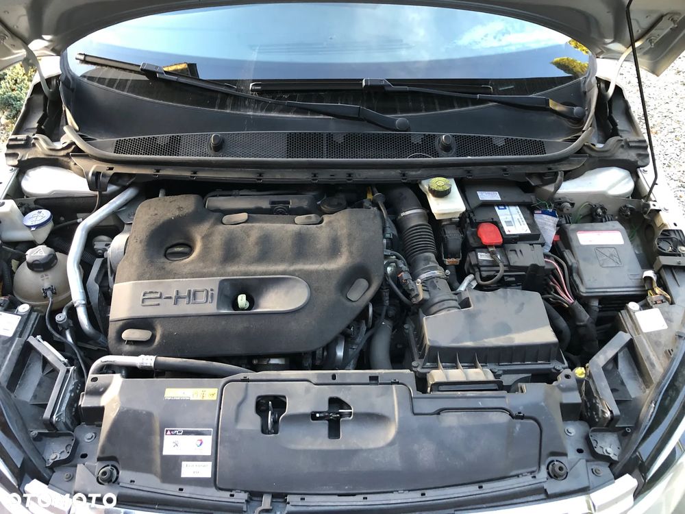 Peugeot 308 - 6