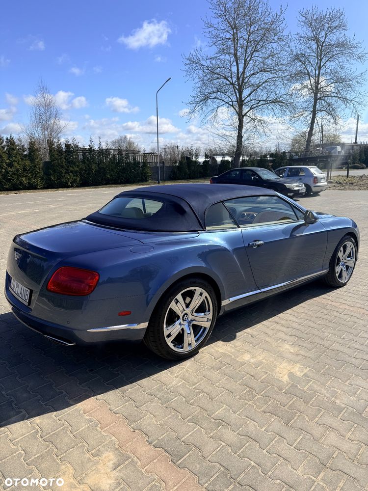 Bentley Continental GT W12 - 5