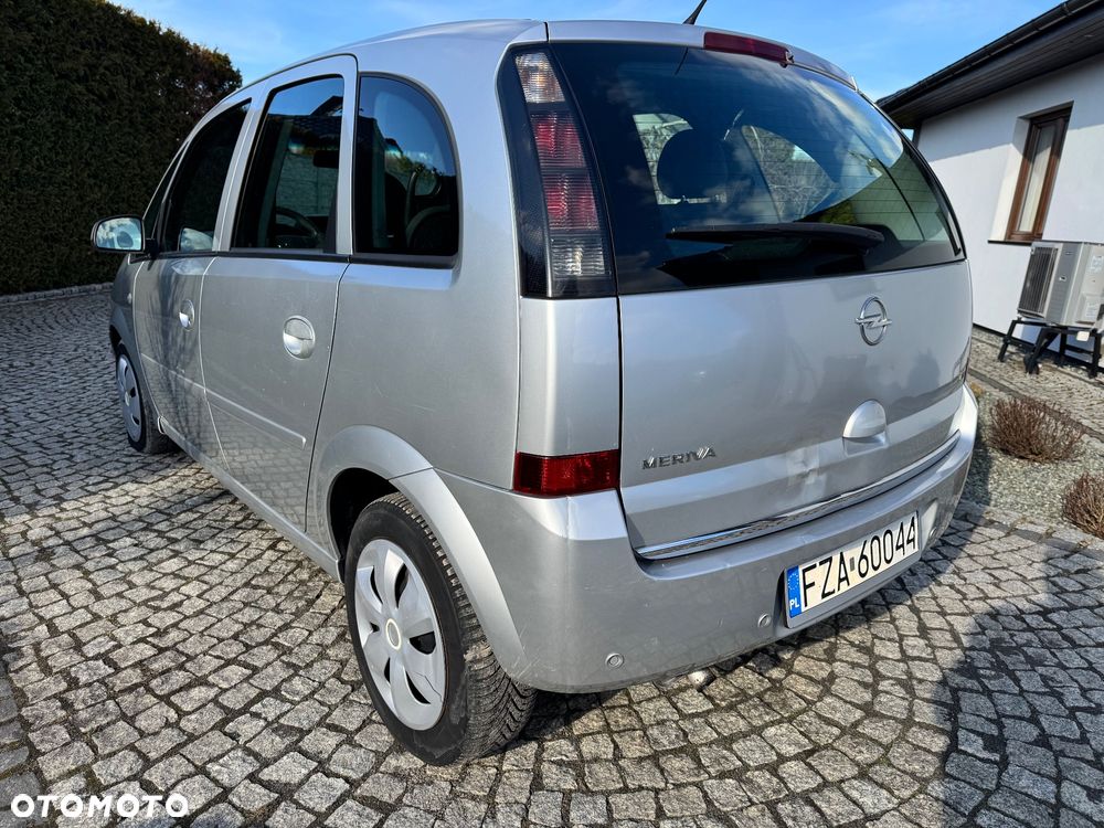 Opel Meriva - 18