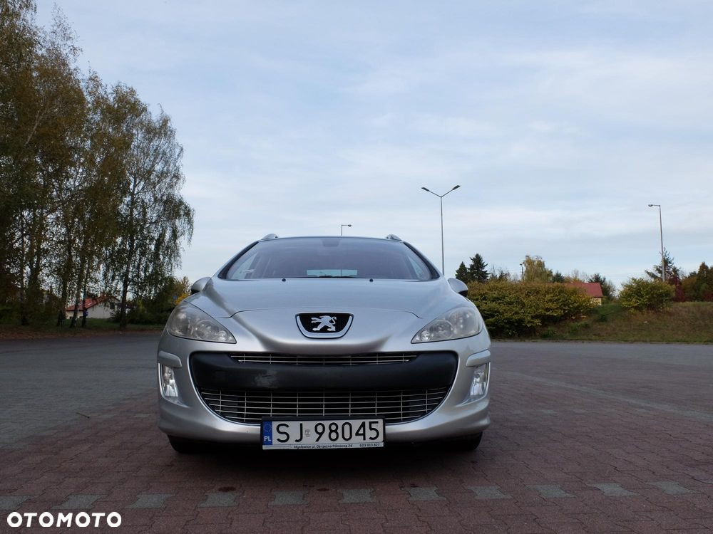 Peugeot 308 2010 photo 2