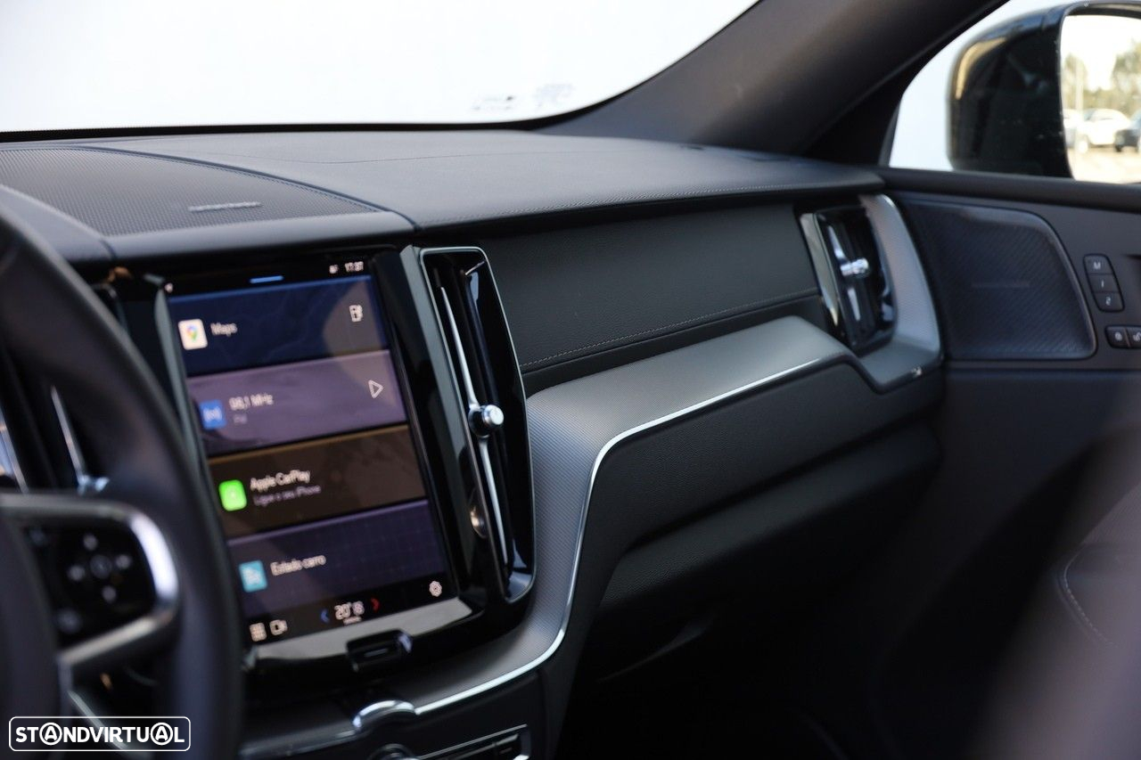Volvo XC 60 2.0 T6 PHEV Ultimate Dark AWD - 13