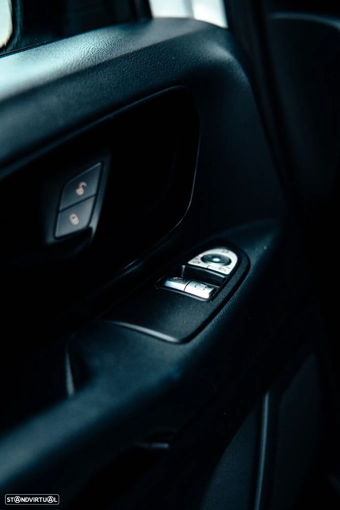 Mercedes-Benz Vito Tourer - 9