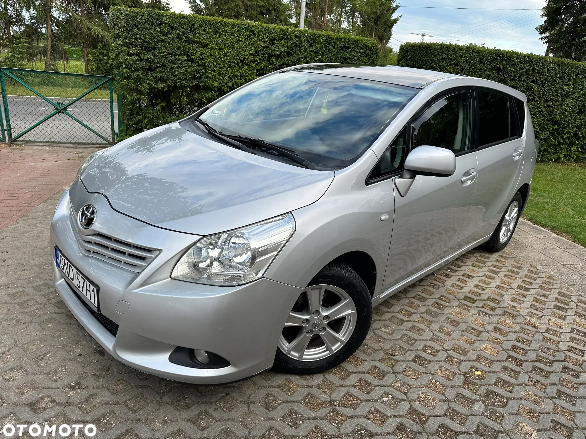Toyota Verso 2.0 D-4D Luna 7os - 15
