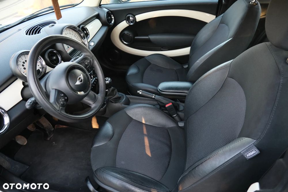 MINI Cooper Standard - 27