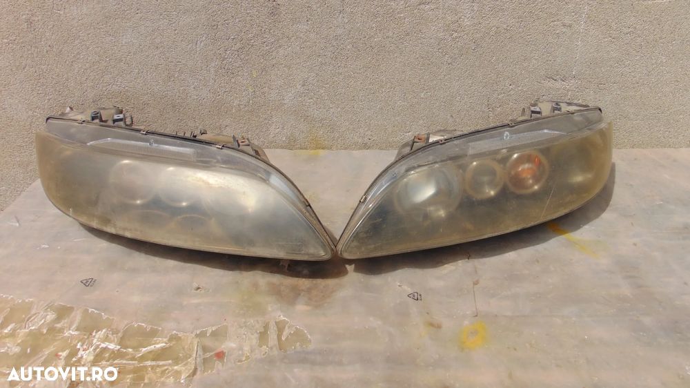Far xenon cu lupa stanga/dreapta Mazda 6 an 2002-2008 - 1