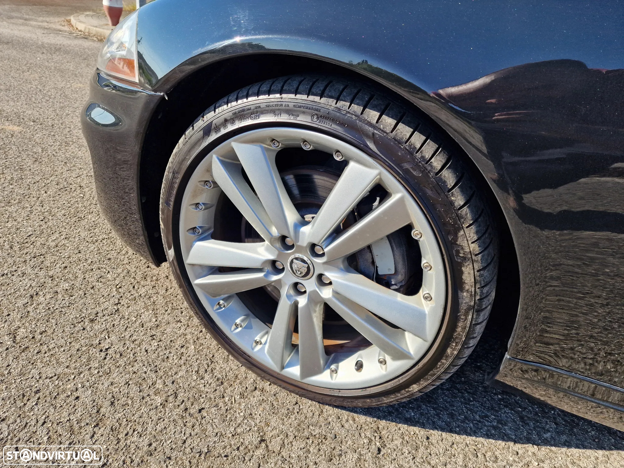 Jaguar XK 5.0 V8 Coupé Portfolio - 9