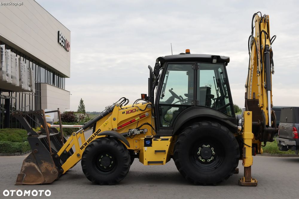 New Holland B100C - 11