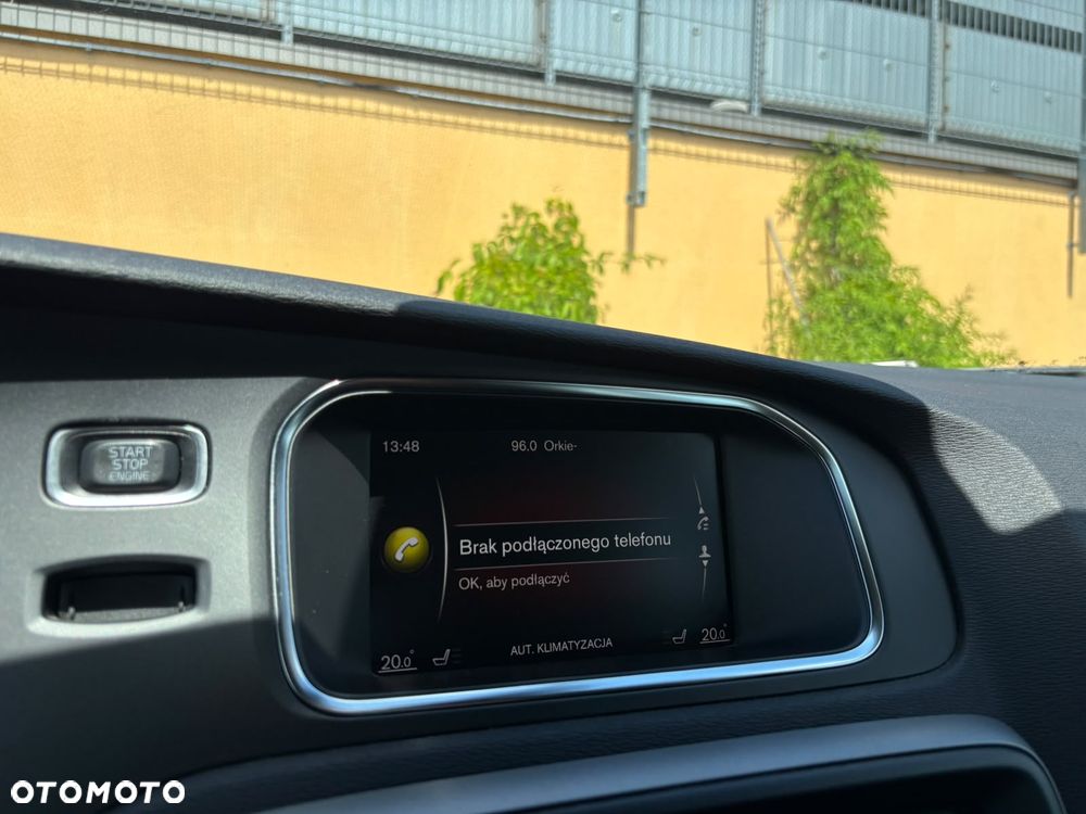 Volvo V40 T2 Drive-E Momentum - 26