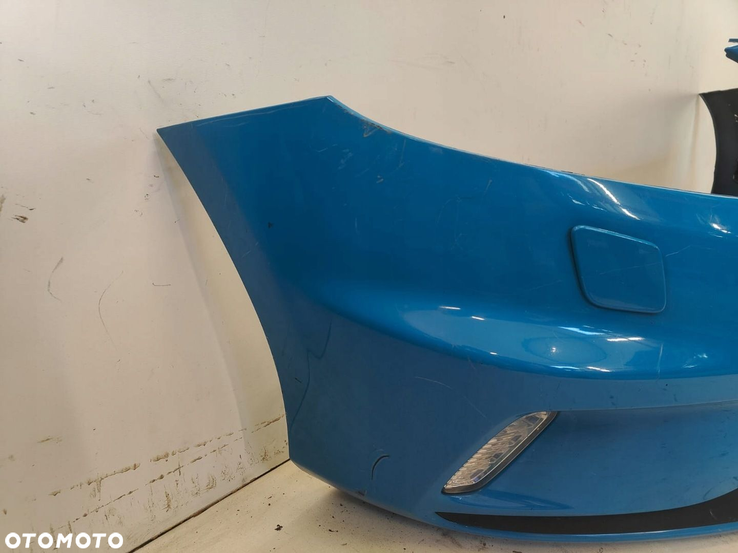 Volvo v40 II 12-17 r design ZDERZAK PRZÓD PRZEDNI KOMPLETNY spryskiwacze - 2