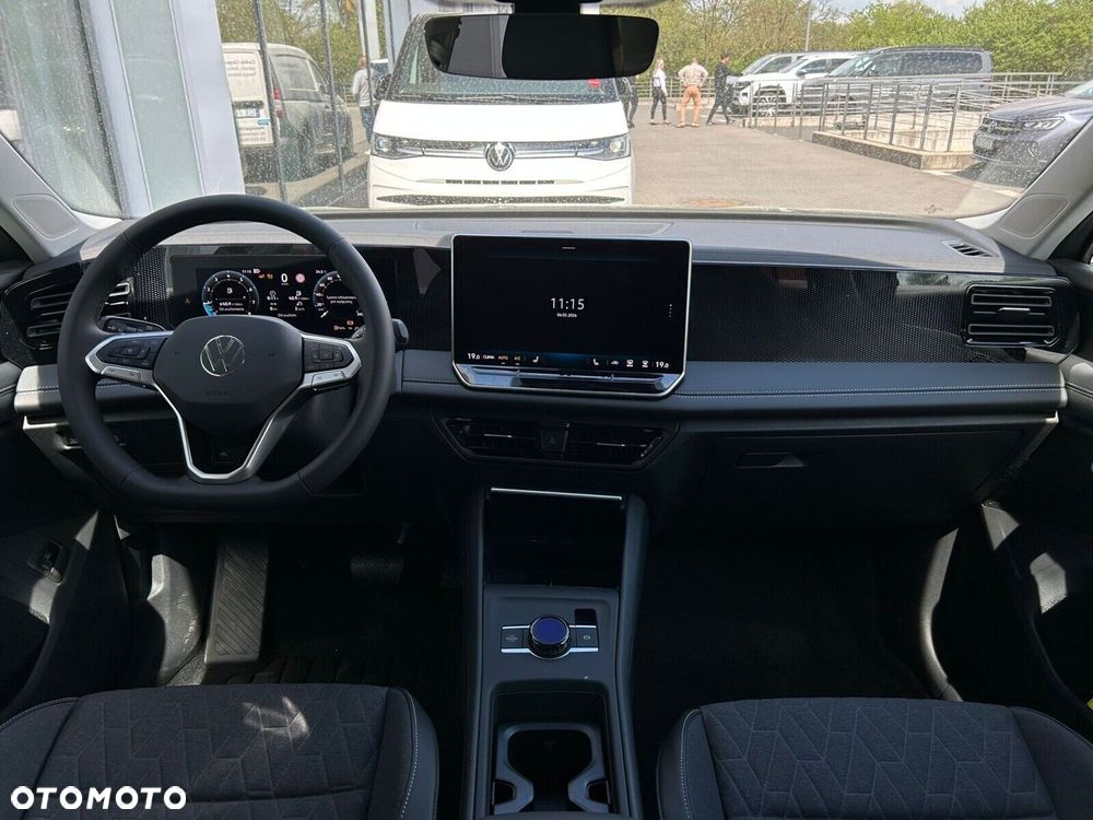 Volkswagen Tiguan - 5