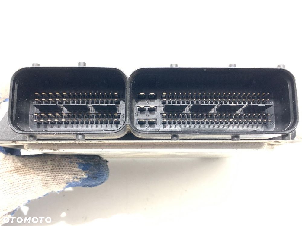 KOMPUTER SILNIKA  VW PASSAT B6 (3C2) 2005 - 2010 1.9 TDI 77 kW [105 KM] olej napędowy 2005 - 2010 - 3