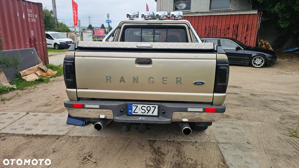 Ford Ranger - 11