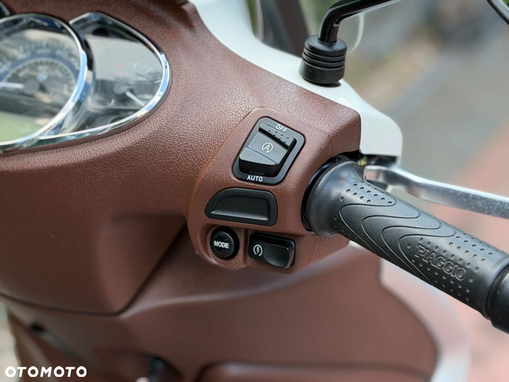 Piaggio Medley - 25