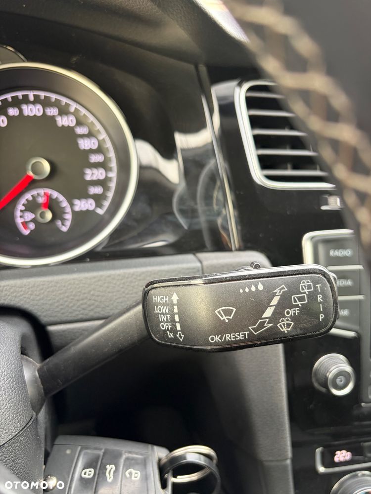 Volkswagen Golf 1.2 TSI BlueMotion Technology Cup - 18