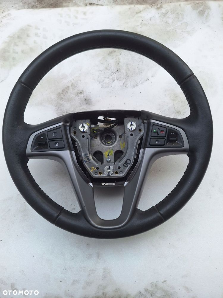 kierownica skóra hyundai i20 lift - 1
